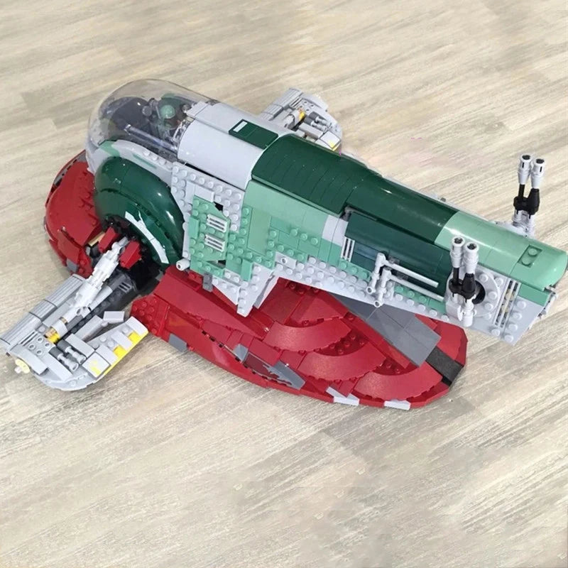 UCS Slave Ship 75060