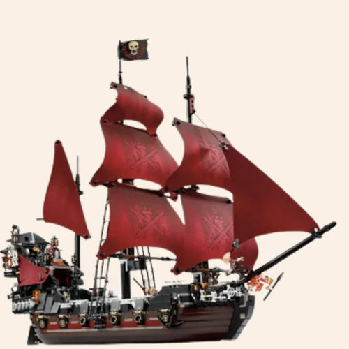 Red Queen Pirate Ship 4195