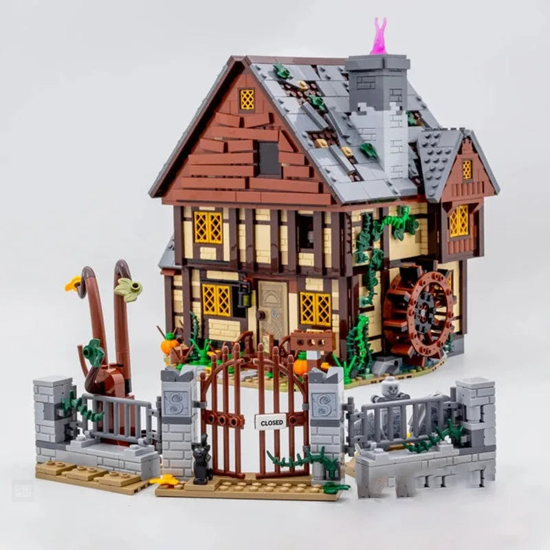 Spooky Sandy Cabin 21341