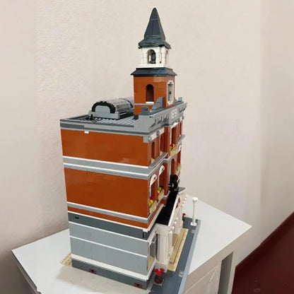 Town Hall 10224